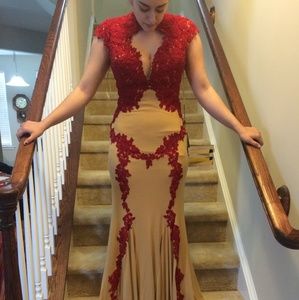 Royal Queen prom desss